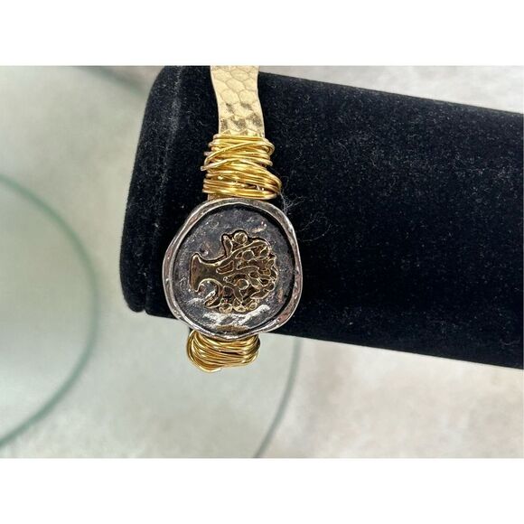 Hand Crafted Gold with Tree on Silver Oval - Picture 2 of 5